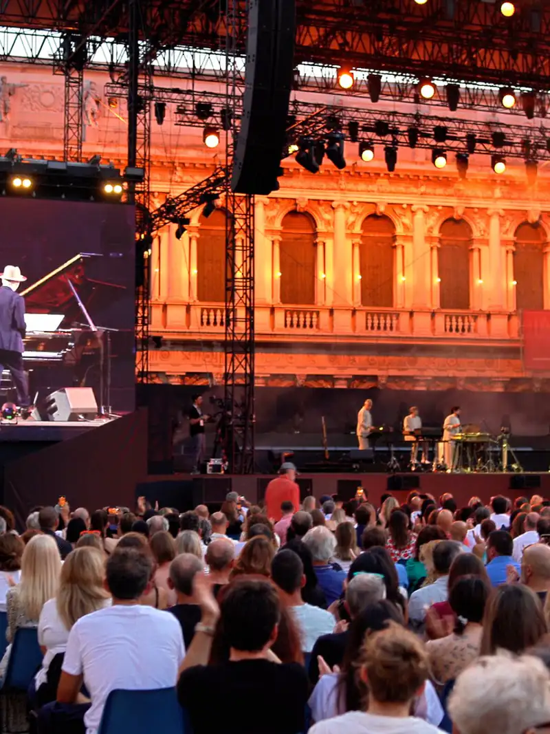 The stage build in Piazza San Marco